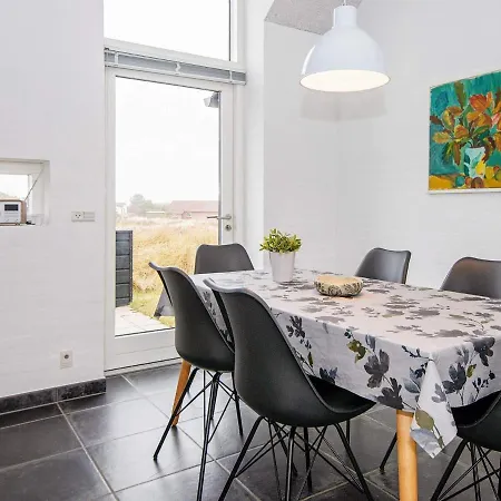 6 Person Holiday In R M * Bolilmark