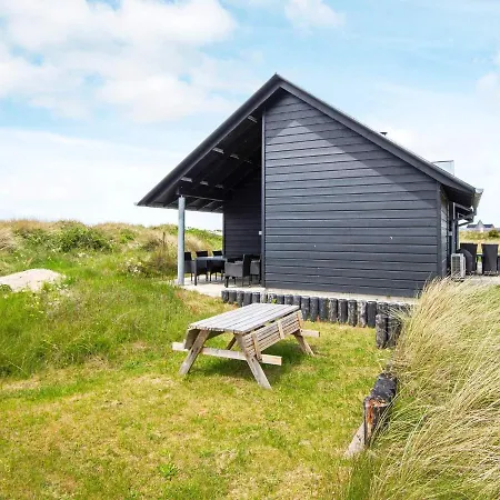 6 Person Holiday In R M Bolilmark